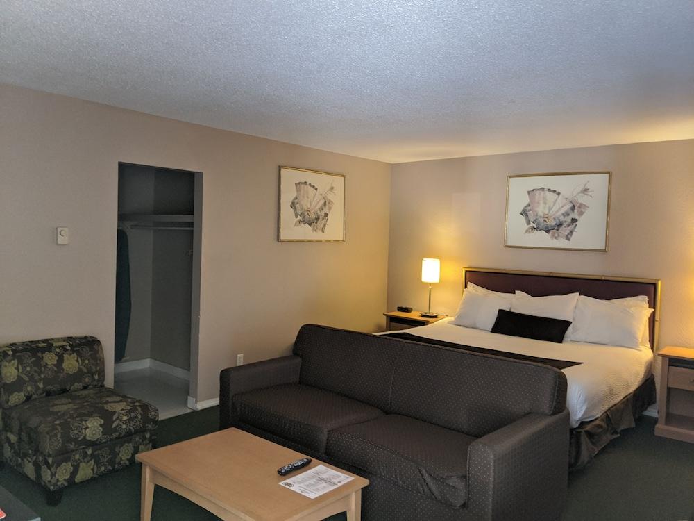 Howard Johnson By Wyndham Downtown Kamloops Kültér fotó