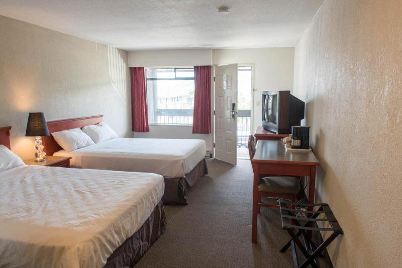 Howard Johnson By Wyndham Downtown Kamloops Kültér fotó